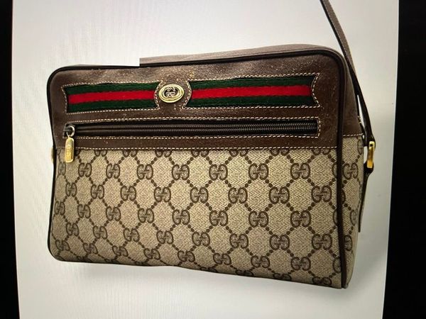 Gucci GG Supreme Canvas Shoulder Bag with Web Stripe and Interlocking G - Main image
