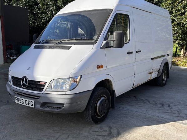 Mercedes Sprinter - Main image