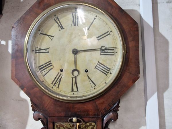 Antique wall clock - Main image