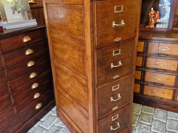 Cabinet - Main image