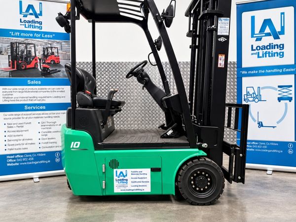 Electric Forklift - Main image