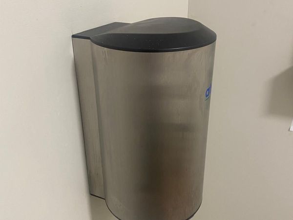 Commercial Hot air hand dryers - Main image