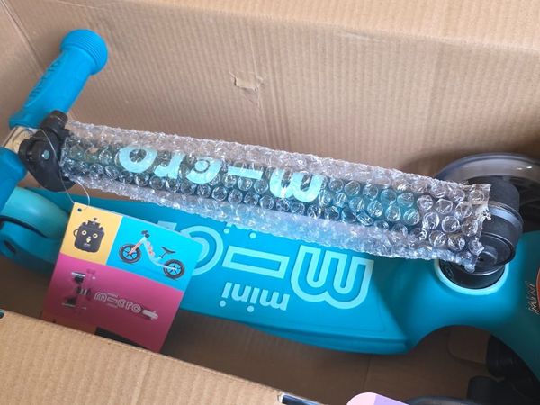 Micro Mini Delux Foldable Scooter New Unused - Main image