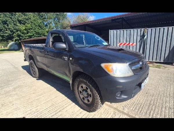 Toyota Hilux 2007 - Main image