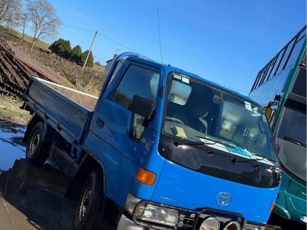 Toyota Dyna - Main image