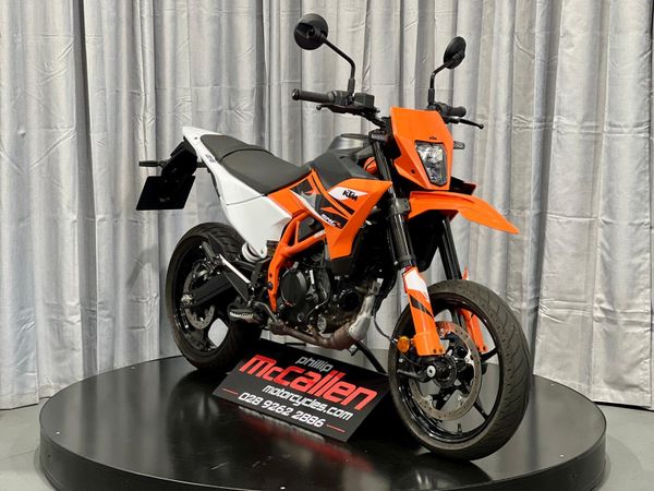 2025 KTM 125 SMCR - Main image
