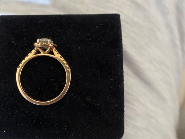 Engagement rings - Main image