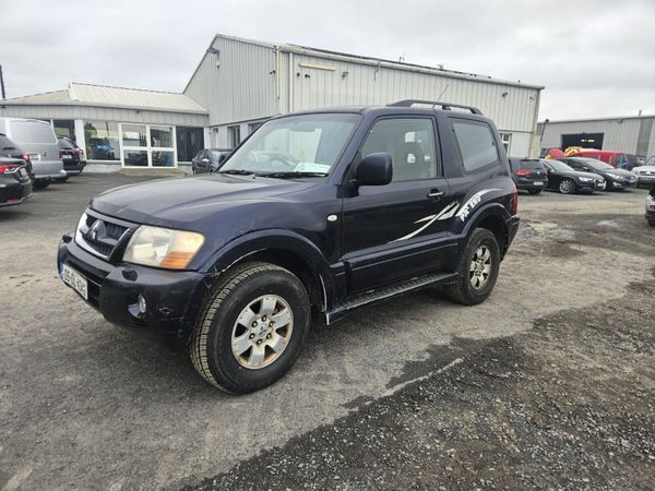 2005 MITSUBISHI PAJERO - ONLY 75,710  MILES - Main image