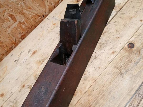 Vintage wooden plane - Main image