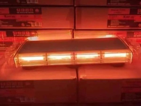 🚨 Snap-Mac Amber Beacon Light – 12V/24V – €120 🚨 - Main image