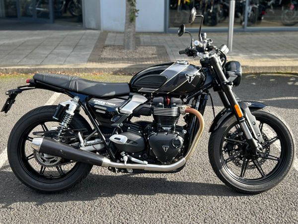 TRIUMPH SPEED TWIN 900 - Main image