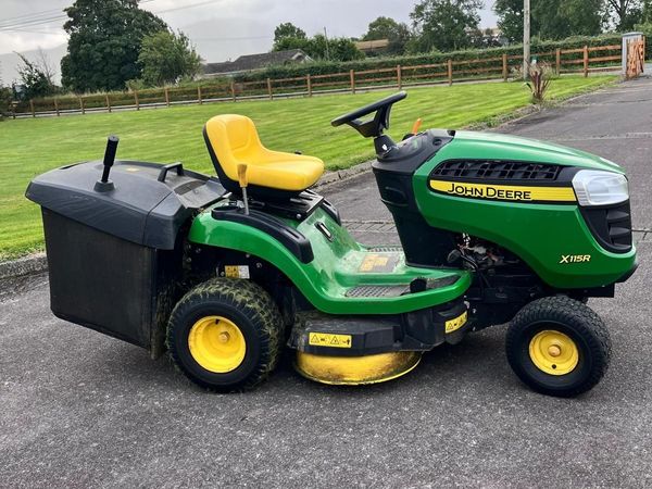 Tractor lawnmower - Main image