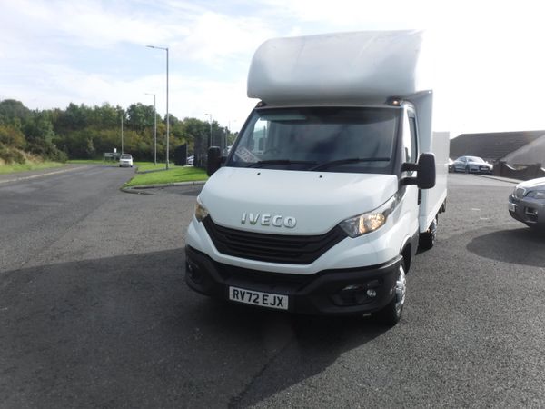Iveco 35-140 2022 Luton box with tail lift. - Main image