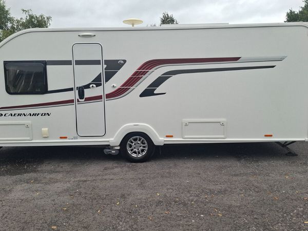Swift Caernarfon Island Bed Caravan - Main image