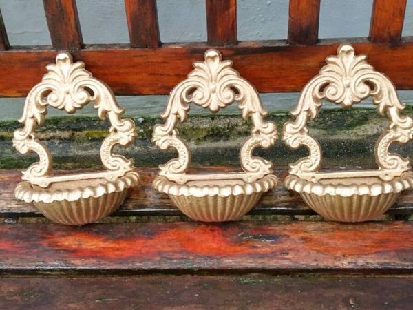 3. Decorative cast waterfonts - Main image