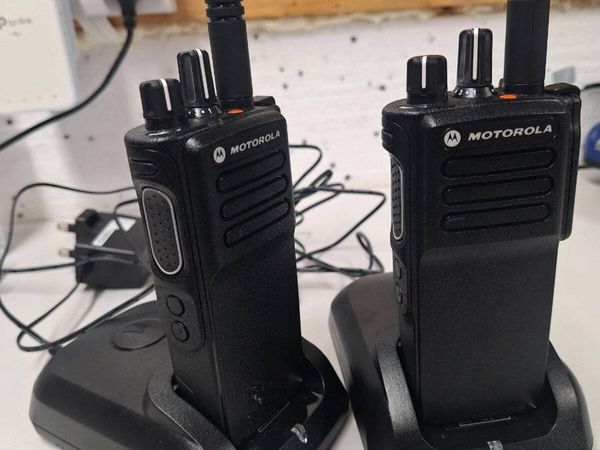 Motorola DP4400e Two-Way Radio walkie talkie - Main image