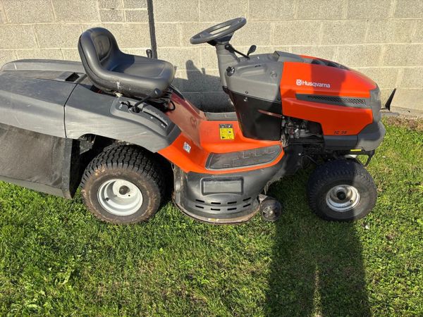 Husqvarna TC38 Mower - Main image