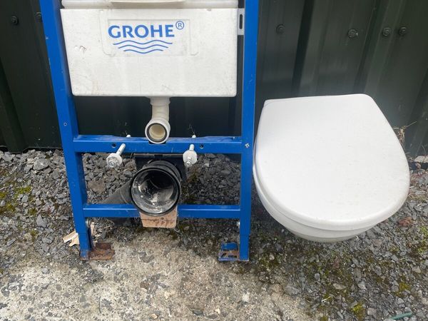 Toilet - Main image