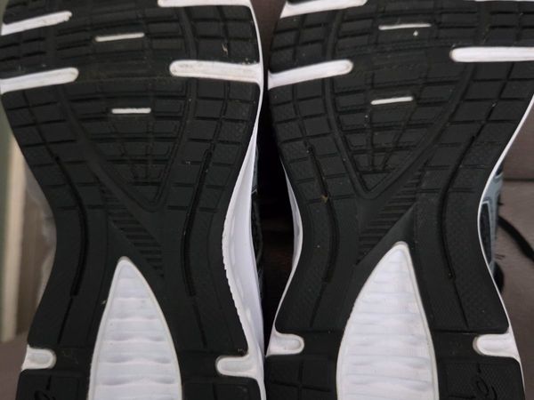 Boys Aasics  runners - Main image