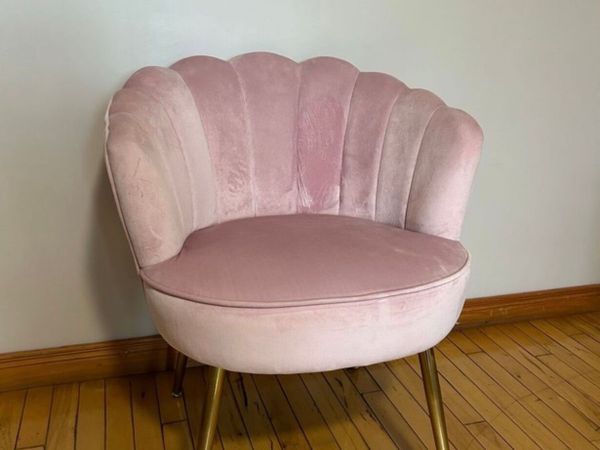 Pink Velvet Shell Accent Chair - Main image