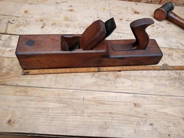 Vintage wooden plane - Main image