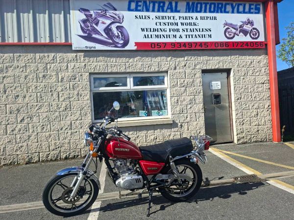 Suzuki gn 125 - Main image