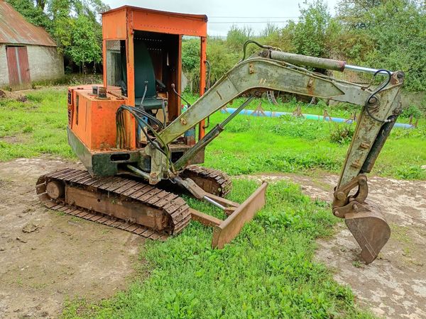 Mini-digger for sale in Cork for €3,700 on DoneDeal