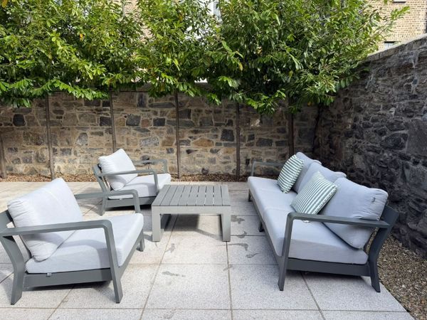 Outdoor furniture - Main image
