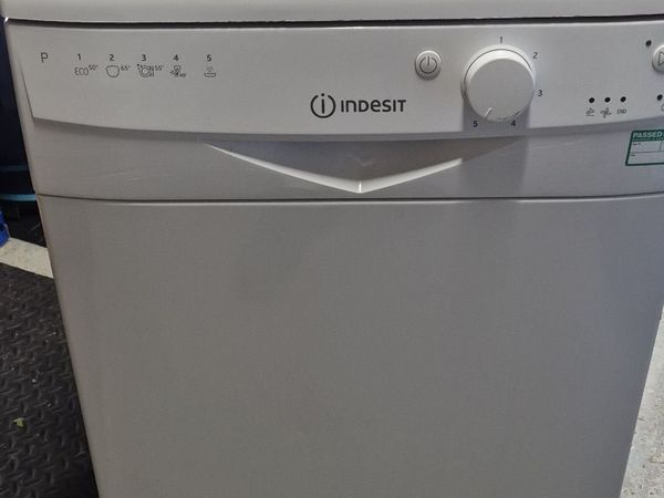 Indesit Dishwasher ( DF5B1 G1 ) - Main image