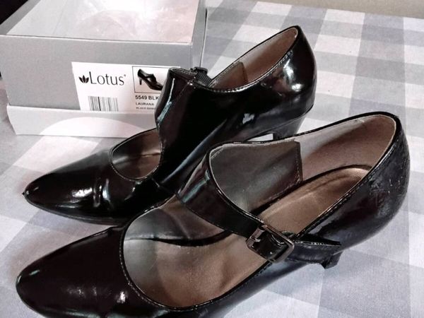 Ladies Shoes - Main image