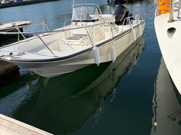 Boston whaler montauk 170 - Main image