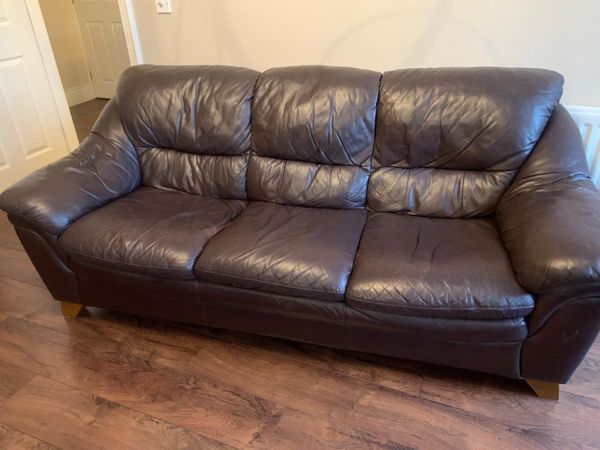 Brown leather sofa - Main image
