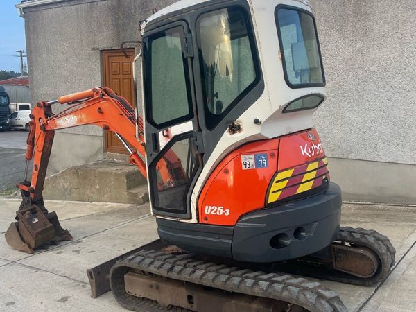 Kubota 25-3 Digger - Main image