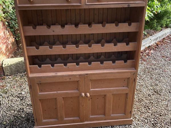 Dresser - Main image
