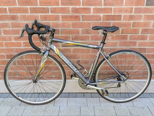 Giant OCR Road Bike - Medium - Fully Working - Main image