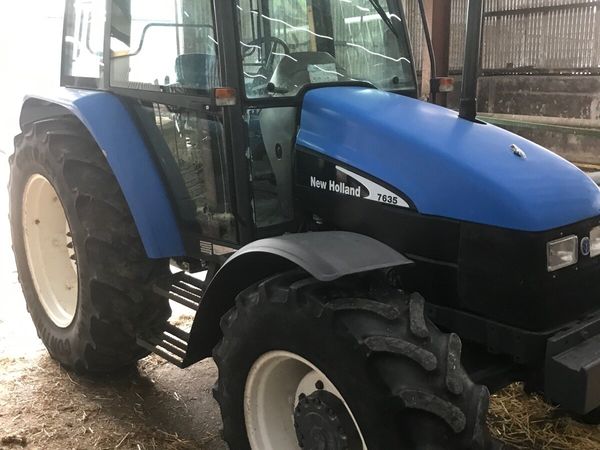 New Holland 7635 - Main image