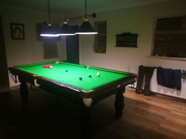 Professional snooker table - Main image