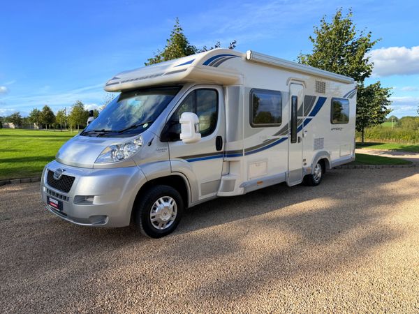 2013 BAILEY APPROACH AUTOGRAPH 740 R.H.D MANUAL. - Main image