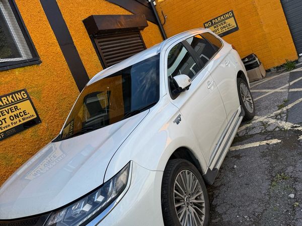 Mitsubishi Outlander 2019 - Main image