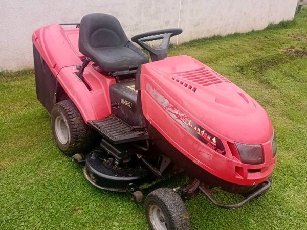 Ride on lawnmower - Main image