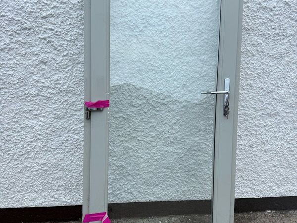 Pvc, Back door - Main image