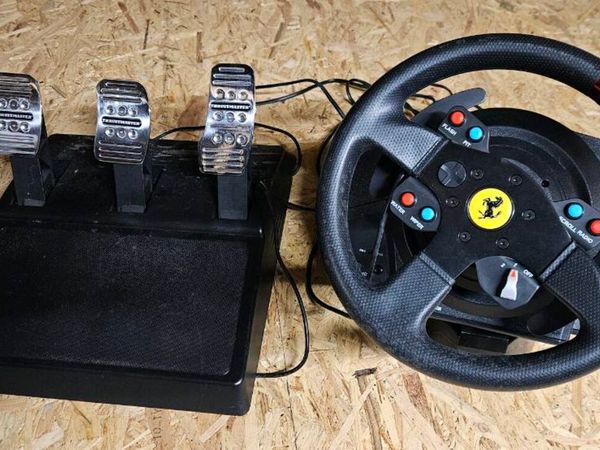 Thrustmaster T300 Ferrari Racing Wheel & 3 Pedals - Main image