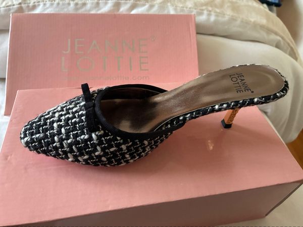 Jeanne Lottie - Main image
