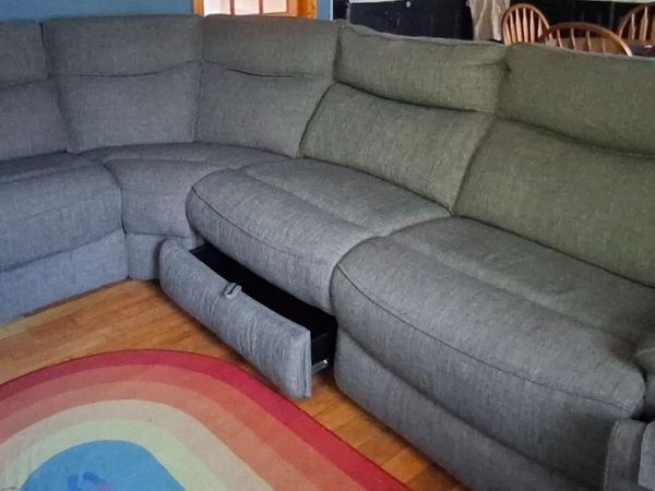 Corner couch - Main image