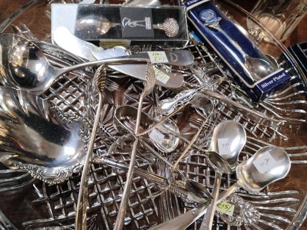 Antiques - Main image