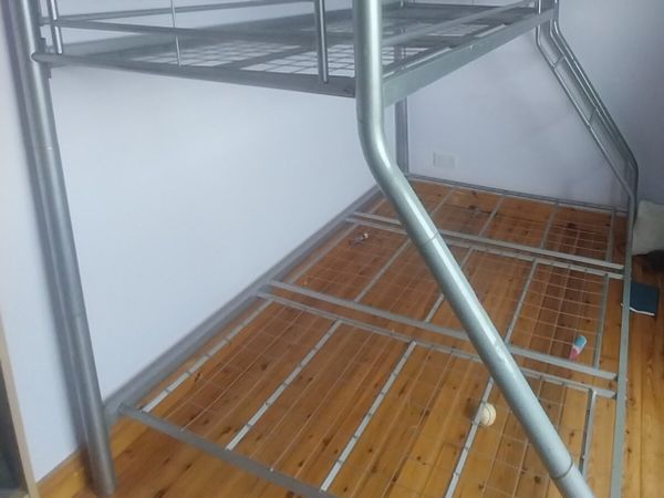 Bunk bed - double and single - Main image