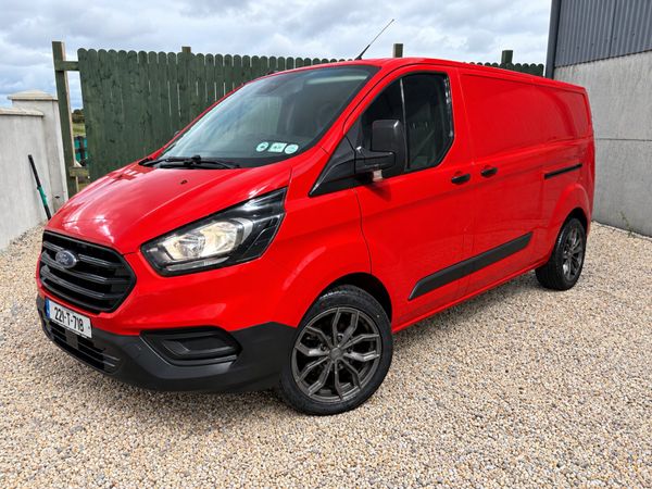 Ford Transit Custom L1H2 - Main image