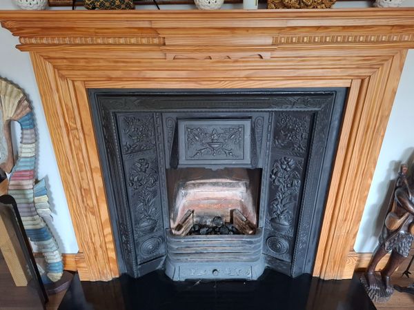 Fireplace Cast Iron (Second hand) - Main image