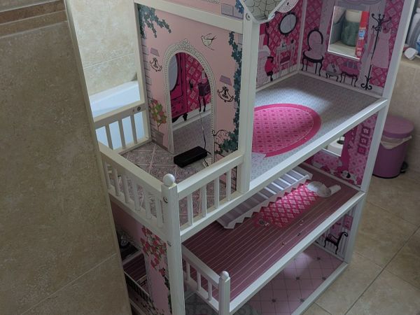 Dolls house - Main image