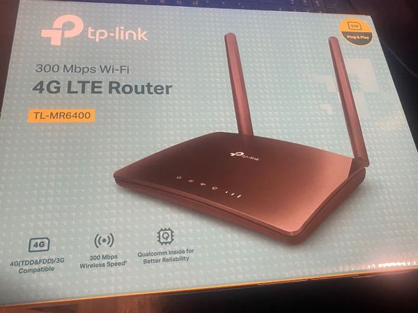 tp-link 4g LTE 300 Mbps Wi-Fi Router - Main image